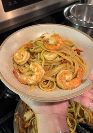 A picture of Garlic Shrimp Chili Oil Pasta.