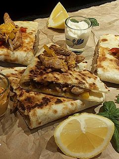 صورة لوصفة ساندوش كاساديا الدجاج