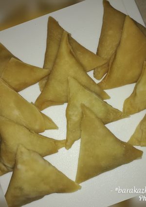 A picture of Samosa patti (pockets).