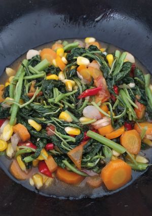 Foto resep Tumis bayam pelangi