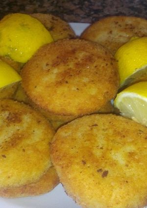 Una foto de 💣Bombas de papa queso con limón 🍋