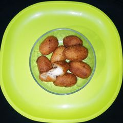 A picture of Semolina Cheese Bites.