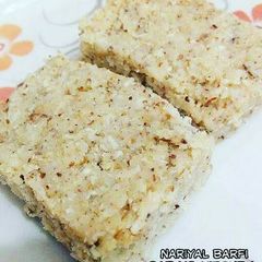 A picture of Coconut Barfi/Nariyal Pak.