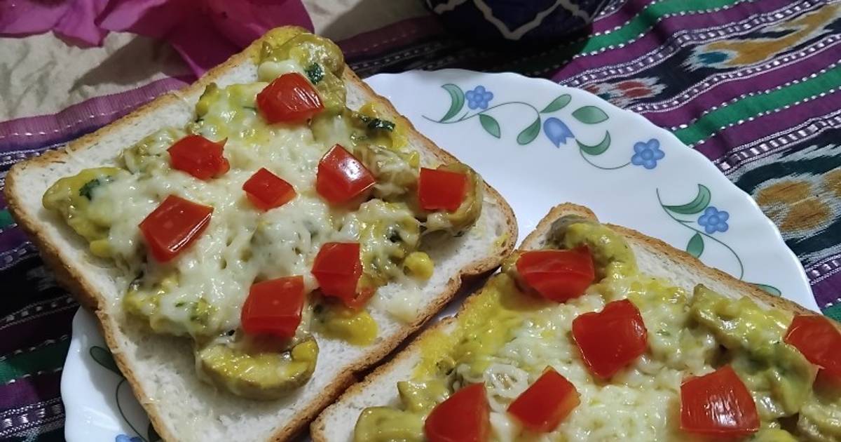 Mushroom Toast Recipe by Sudipa Gope - Cookpad
