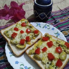 A picture of Mushroom Toast.