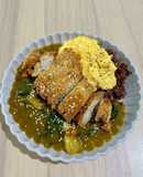 ข้าวหมูทอดแกงกะหรี่ญี่ปุ่น