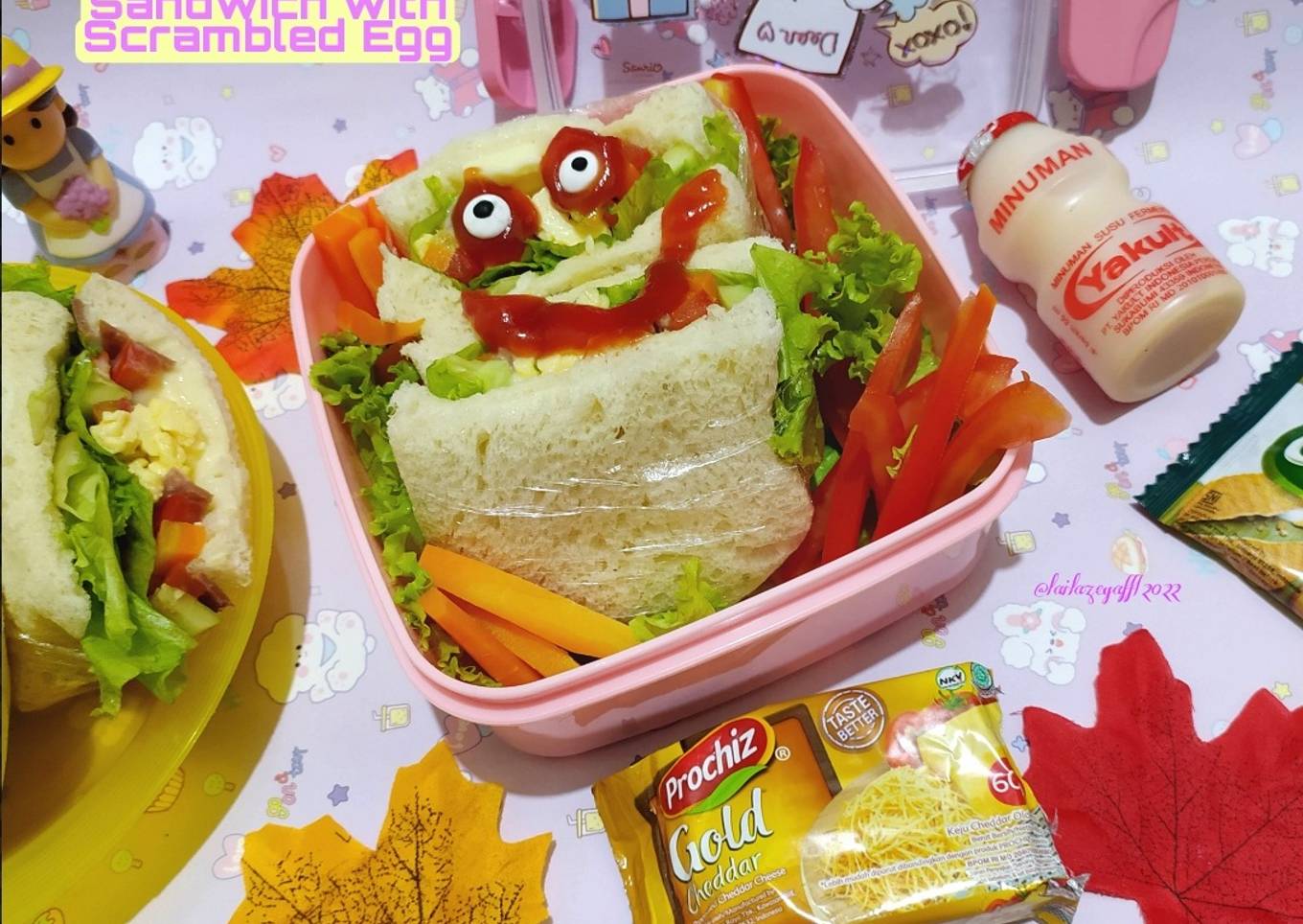 Bento Sandwich Scrambled Egg