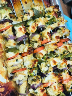 A picture of Creamy Chicken Cheese Malai.