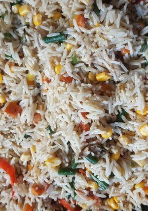 A picture of Chinese SpecialFried Rice.