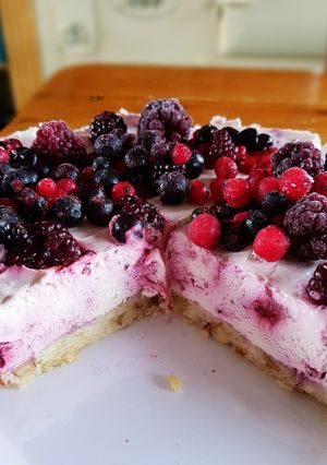 A picture of Keto Berry Cheesecake.