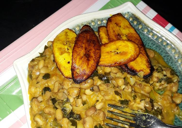 Porriage beans with fried plantain and scent leaf
