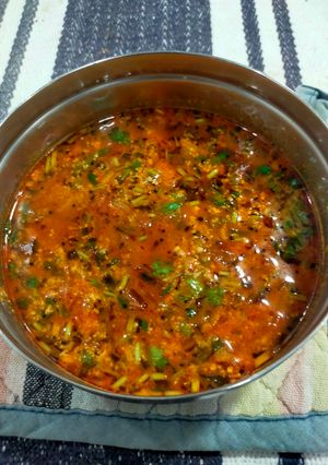 A picture of Dahi Tikhari.