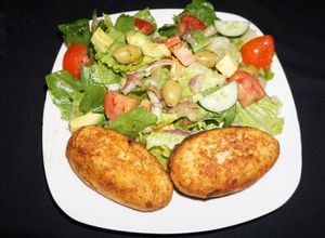 Una foto de Papas Rellenas con Pino de Vacuno