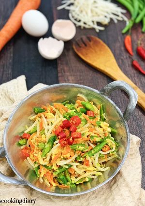 A picture of Orak Arik Sayur (Mixed Vegetables Egg Stir Fry).