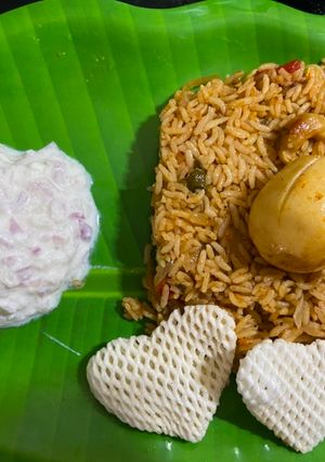 முட்டை பிரியாணி (Muttai biryani recipe in tamil) செய்முறை முக்கிய புகைப்படம்