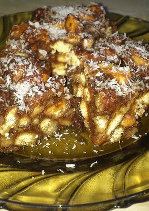 Tördelt kókuszos sütemény sütés nélkül recept fotója