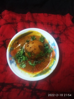 ભરેલા બટાકા નુ શાક (Bharela Bataka Shak Recipe In Gujarati) રેસીપી મુખ્ય ફોટો