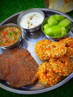 A picture of Falahaari thali.