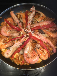 Una foto de Paella