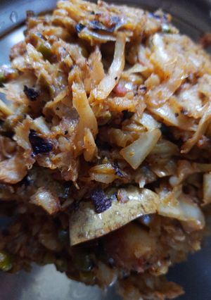 বাঁধাকপির ঘন্ট (bandhakopi ghonto recipe in Bengali) রেসিপির প্রধান ছবি
