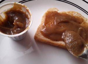 Una foto de Mermelada o dulce de banana🤔🍌🍯