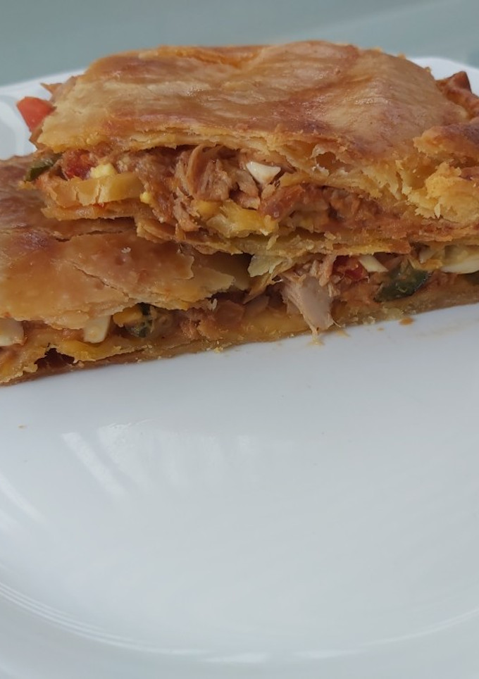 Una foto de Empanada de atún