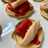 Blinis de cebolla caramelizada, pimiento del piquillo y filetes de melva
