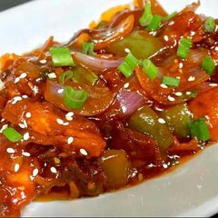 A picture of Chilli Chicken.