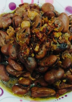 عکسی از دستور باقلا (باقله مزه دار شده)