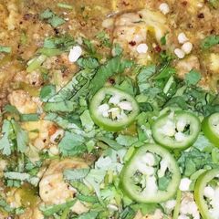 A picture of Beef brain black pepper and green chilli.