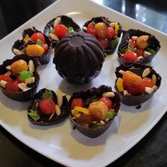 A picture of Choco fruit bowl.