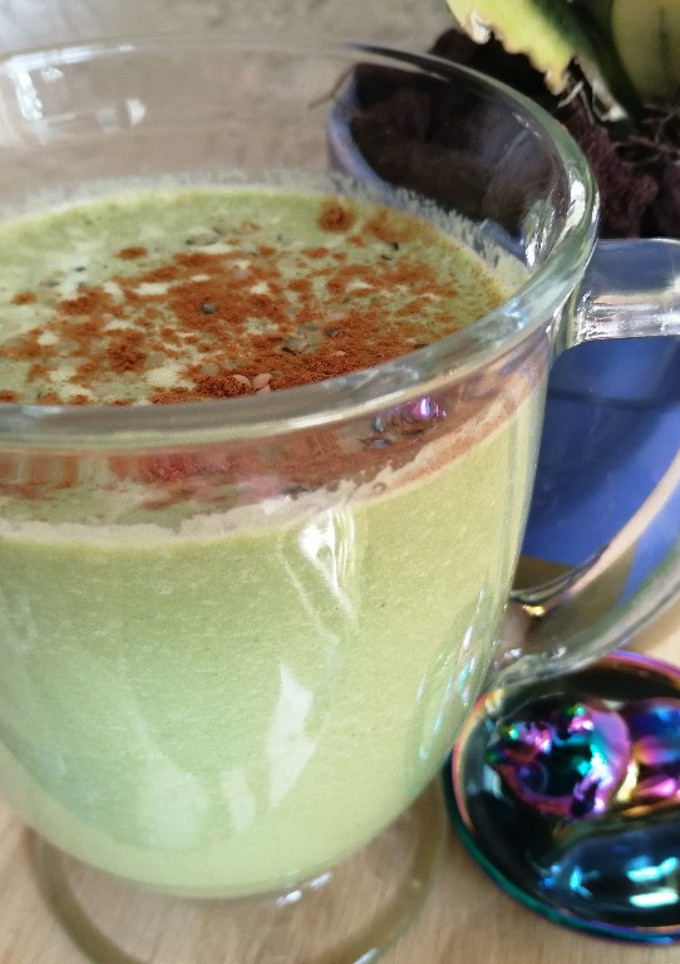 Una foto de Smoothie verde para desayuno 🥬🥤