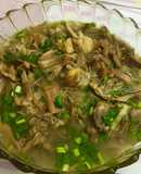 Canh măng rừng hầm gà già