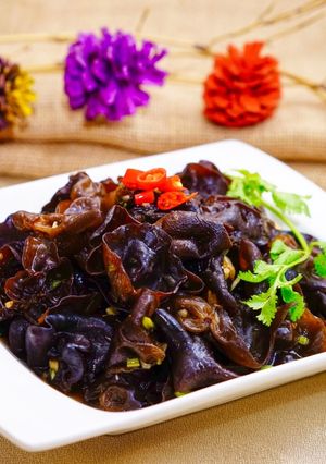 涼拌小木耳 的食譜成品照片
