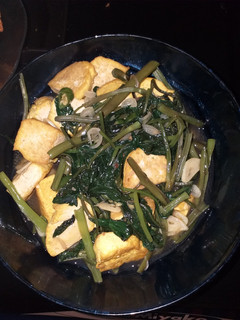 Foto resep Tumis Kangkung Tahu Saus Tiram