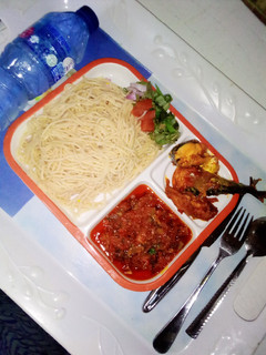 A picture of Pasta with sauce.