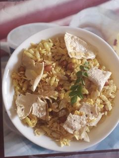 પાપડ પોઆનો ચેવડો (Papad Paua Chevdo Recipe In Gujarati) રેસીપી મુખ્ય ફોટો