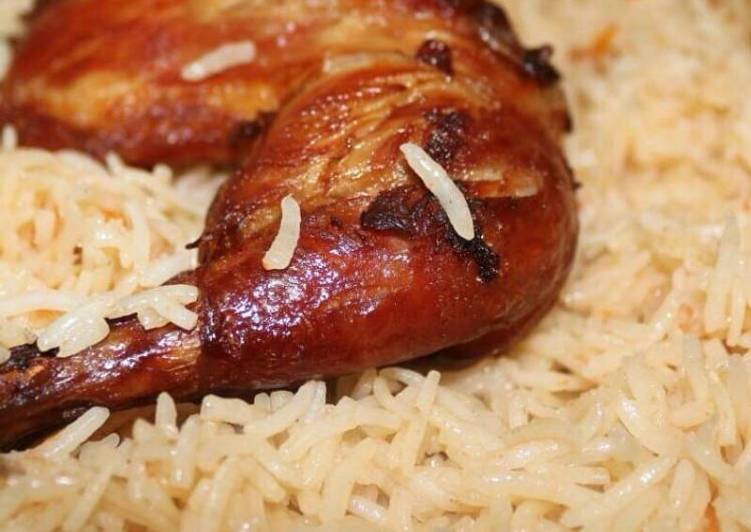دجاج مع رز الشعيريه