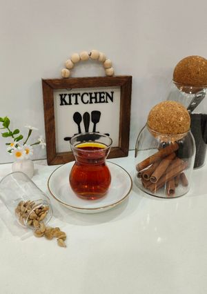 عکسی از دستور چای هل و گلاب و زعفران