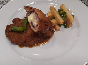 Una foto de Milanesas de Ternera Rellena de Jamón y Queso