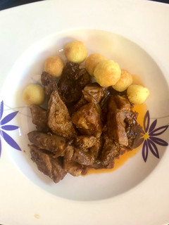 Una foto de Bondiola de cerdo con salsa barbacoa casera