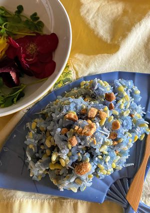 A picture of Butterfly Pea Flower Sticky Rice with Mung Beans.