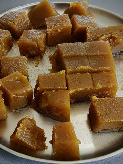 நேந்திரம் பழ அல்வா செய்முறை முக்கிய புகைப்படம்