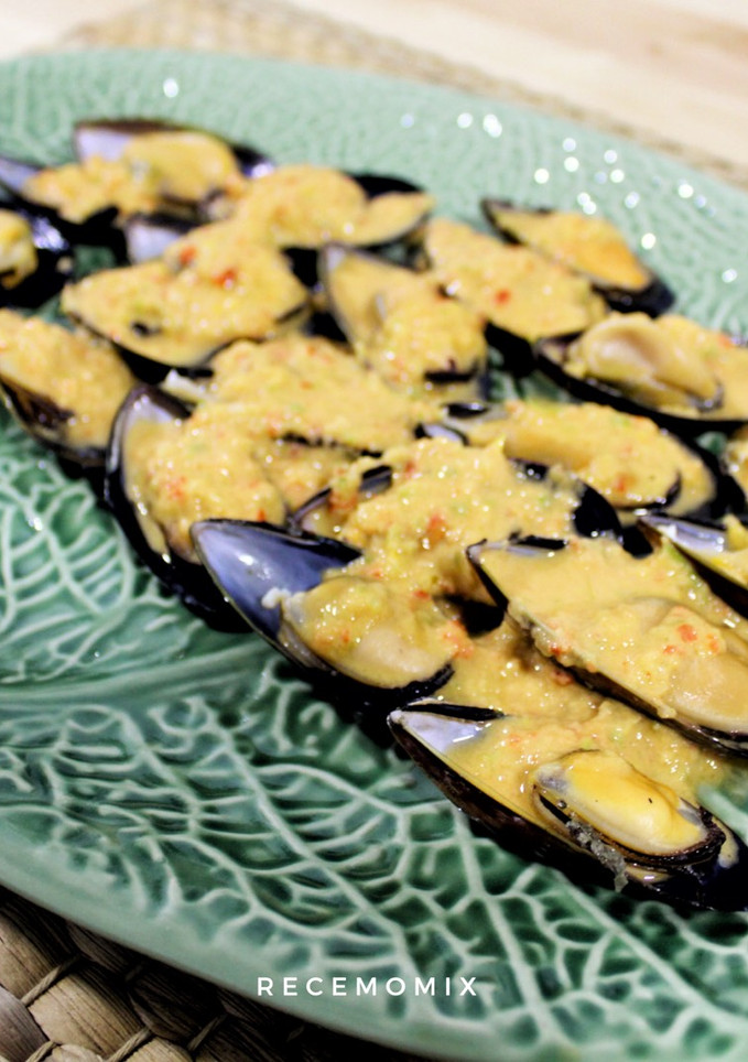 Una foto de Mejillones con salsa de vinagreta