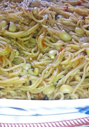A picture of Beans & spagetti jollof.