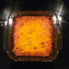 A picture of Beef & cheese hashbrown casserole.