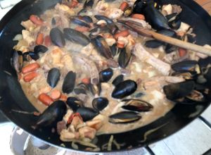 Una foto de Discada de carnes con mejillones