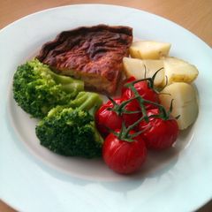 A picture of Vickys Onion & Mushroom Quiche, Gluten, Dairy, Egg & Soy-Free.