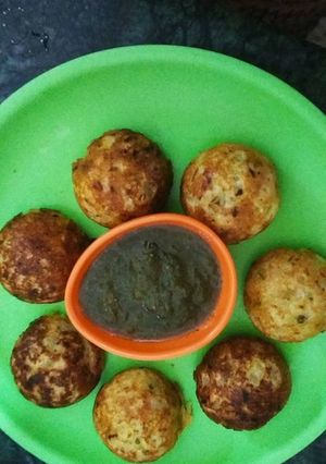 A picture of Veg Sooji Appe.