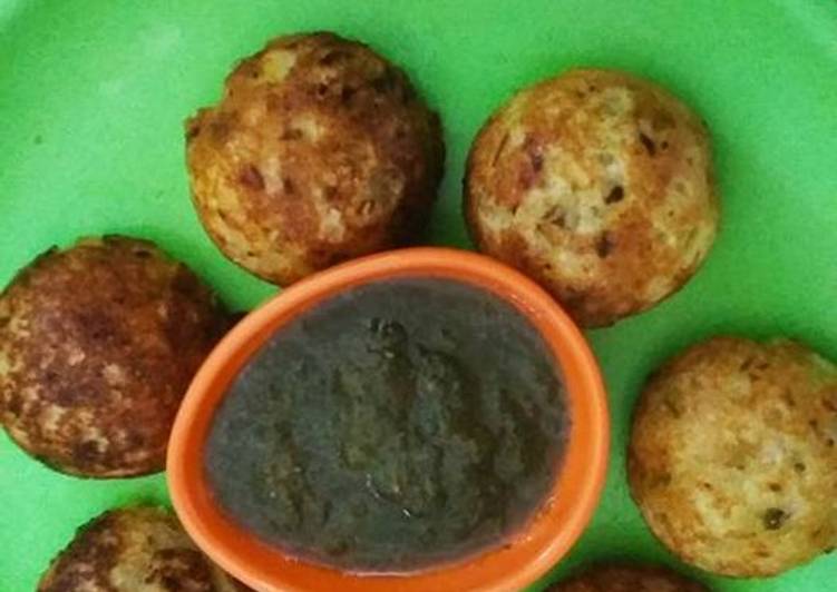 Step-by-Step Guide to Make Super Quick Homemade Veg Sooji Appe